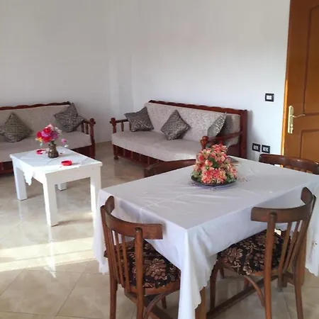 Apartment Casa Intera La Paghi Come Una Camera The With The Price Of A Durrës
