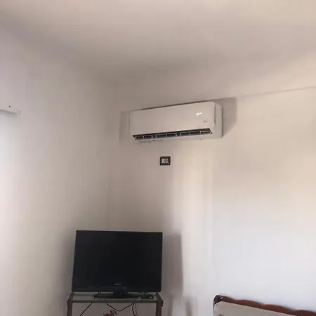 Casa Intera La Paghi Come Una Camera The With The Price Of A